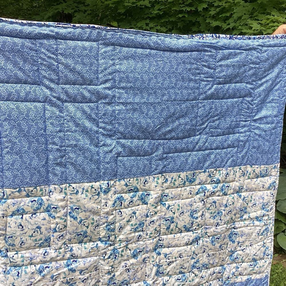 NWT. Hand Crafted Lap Quilt Tana Lawn Fbrics - Picture 12 of 16